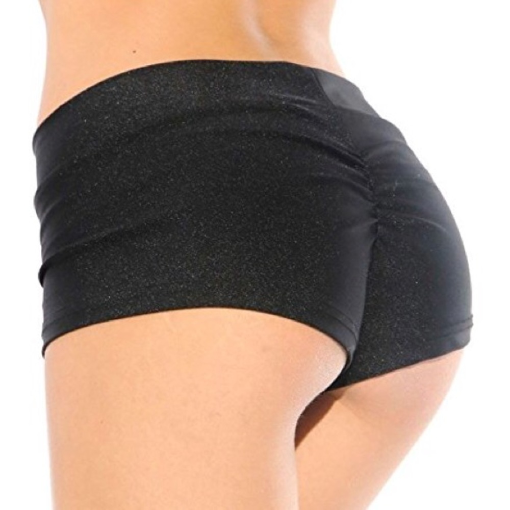 Black bottoms